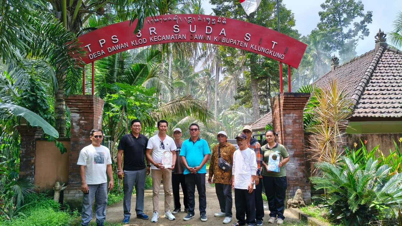 Kunjungan Desa Batu Nunggul Di TPS 3R Suda Siti